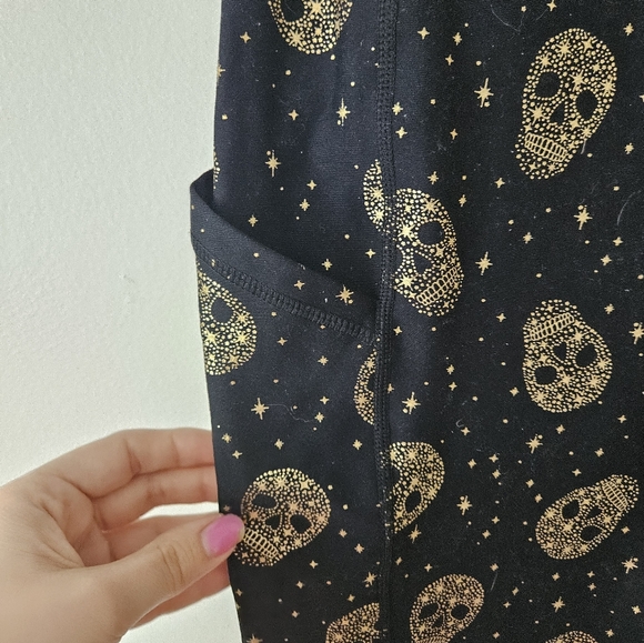 Torrid active skull leggings - Picture 6 of 6